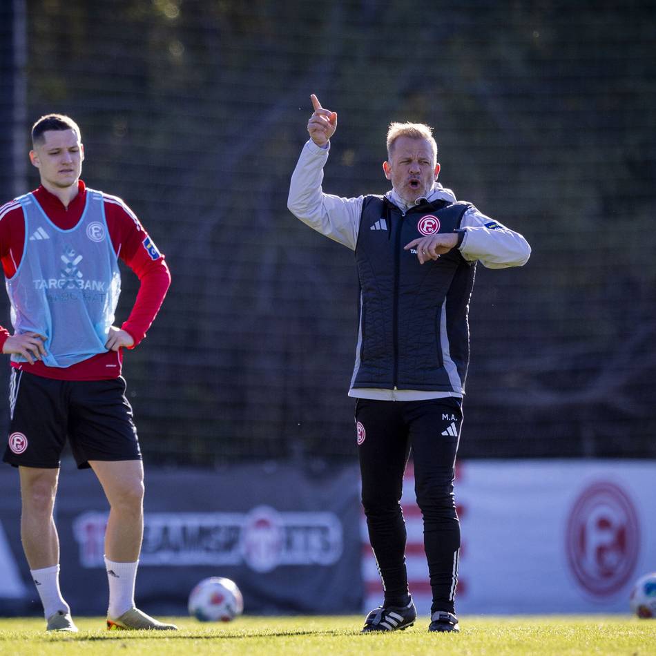 Keine Einwechslung trotz Aufwärtstrend: Warum Fortuna-Trainer Anfang auch gegen Bielefeld auf Celar verzichtet hat