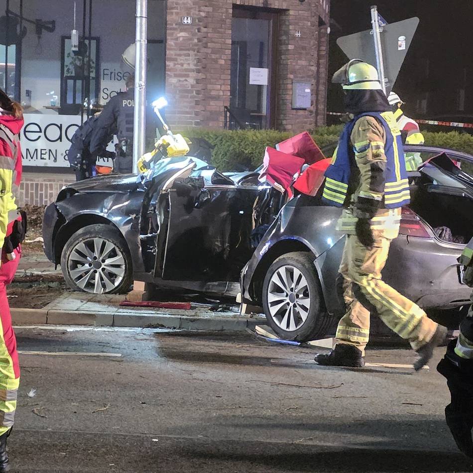 Ermittlungen laufen: Nach verheerendem Unfall in Kleve – tote Person identifiziert