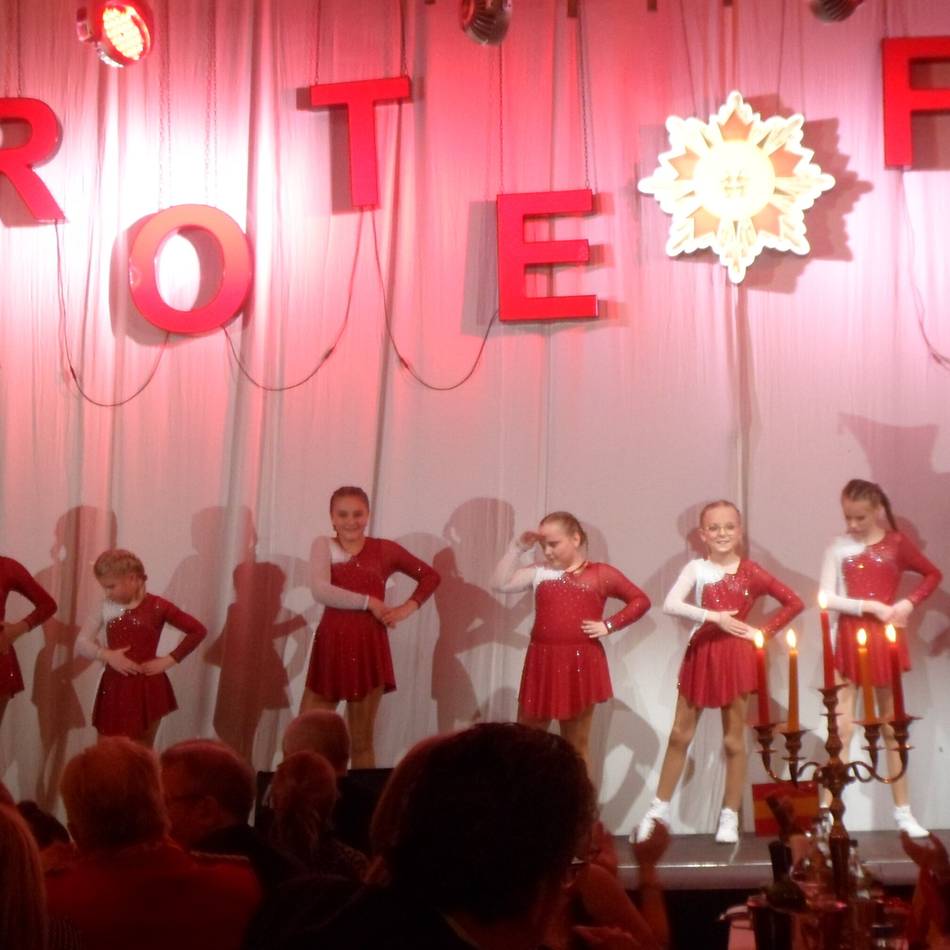 KG Rote Funken in Duisburg: Großartige Stimmung beim närrischen Jubiläum