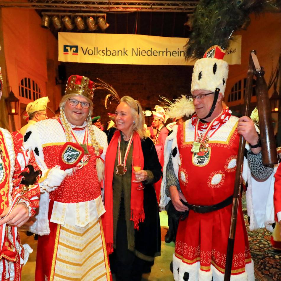 Karneval in Ossenberg: Jecken nehmen neues Party-Format gut an