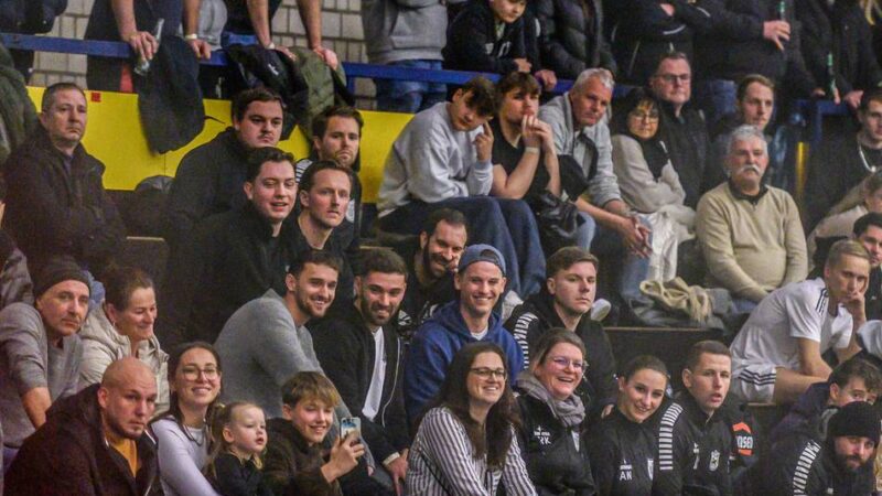Hallenfußball-Stadtmeisterschaft Kleve: SV Donsbrüggen und die Trainer ziehen eine klare Bilanz