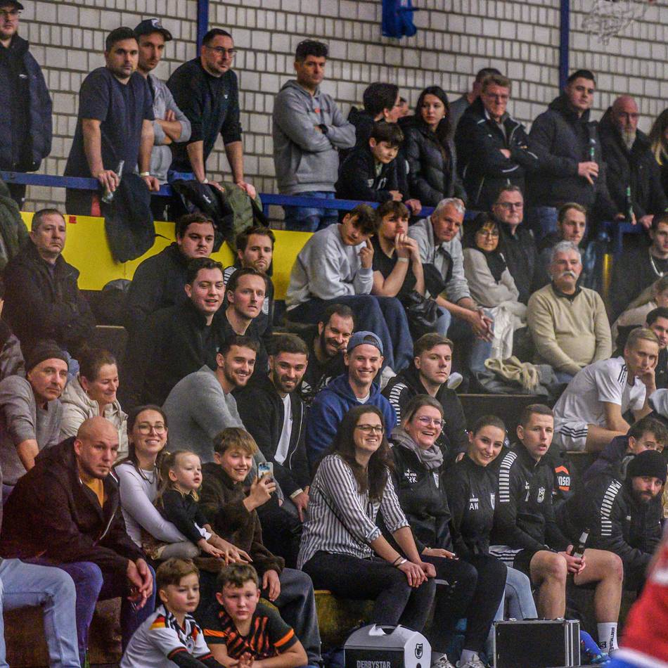 Hallenfußball-Stadtmeisterschaft Kleve: SV Donsbrüggen und die Trainer ziehen eine klare Bilanz