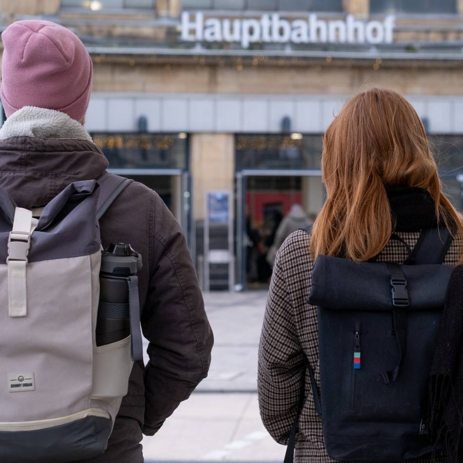 Die Bahn-Chroniken: Geschichten aus dem Pendler-Alltag