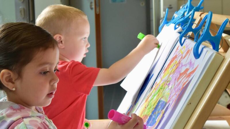 Private Kindergärten: Die teuersten Kitas in Düsseldorf kosten 20.000 Euro pro Jahr – was bieten sie dafür?