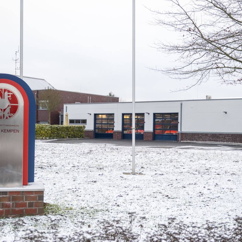 Rettungswache Kempen erweitert: Festtag für Wehr und Rettungsdienst
