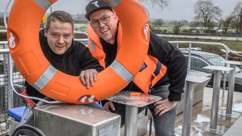 „Wir hoffen auf Dauereinsatz“: Partyboote kehren auf den Klever Spoykanal zurück