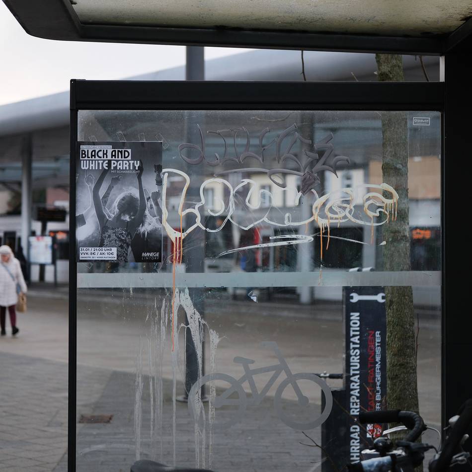 Ratinger Politik stellt Fragen: Düsseldorfer Platz: Debatte um Sauberkeit