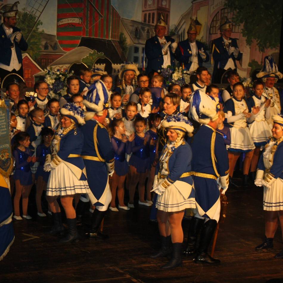 Karneval bei der Dülkener Karnevalsgesellschaft 1948: Dü-Ka-Ge zeigt ein Programm voller Energie