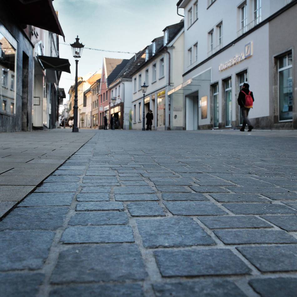 Höhere Baukosten: Teures Pflaster auf der Düsseldorfer Straße
