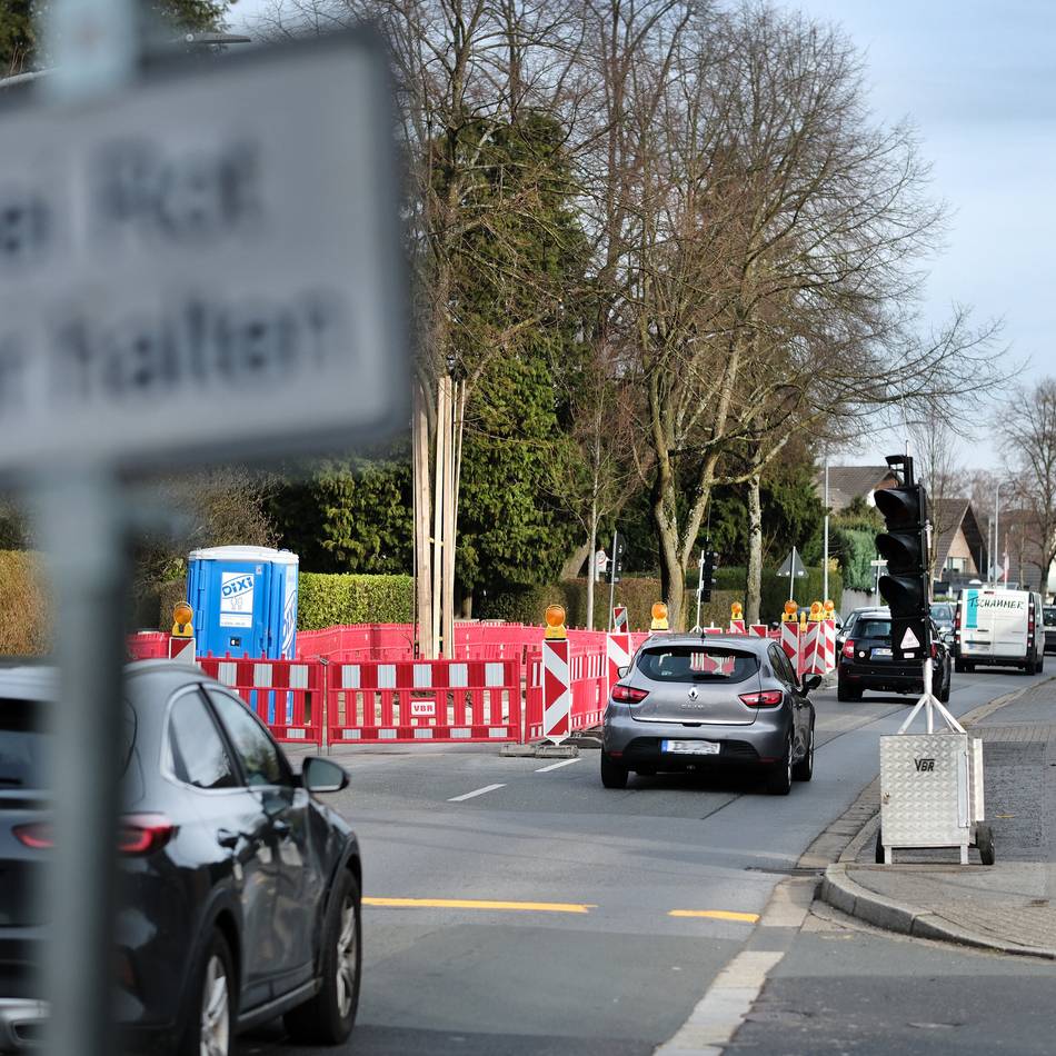 Folgen für Ratinger Nahverkehr: Vollsperrung auf der Eggerscheidter Straße