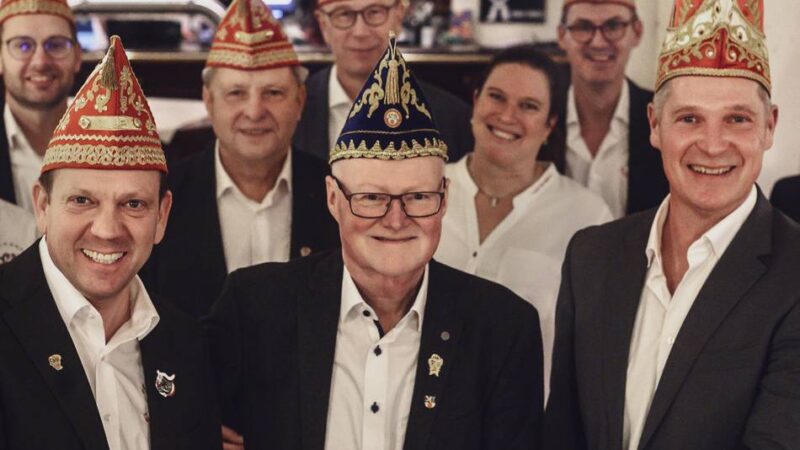 Frank Bömler wird geehrt: Der Gocher Karnevals-Macher bekommt den GGK-Orden