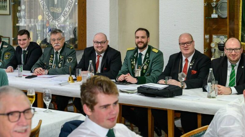 Drei Kaarster Bruderschaften feiern Patronatstag: Holzbüttger Vorstand schlägt Beitragsanpassung vor