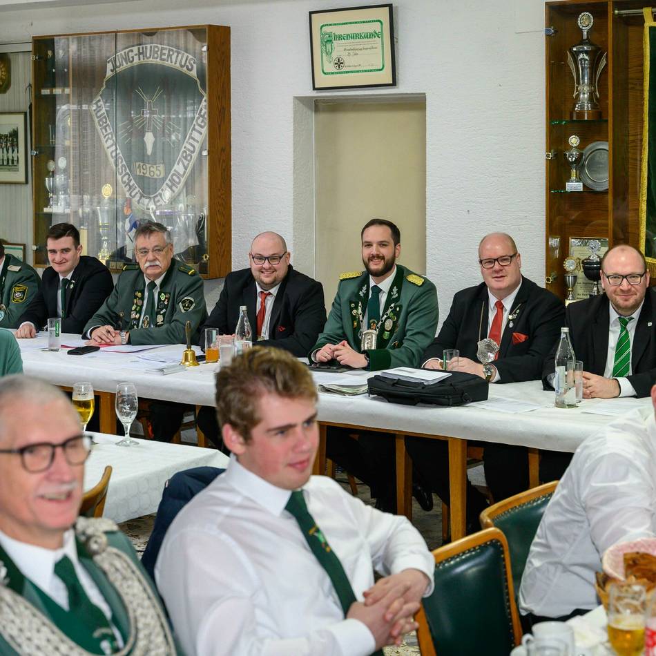 Drei Kaarster Bruderschaften feiern Patronatstag: Holzbüttger Vorstand schlägt Beitragsanpassung vor