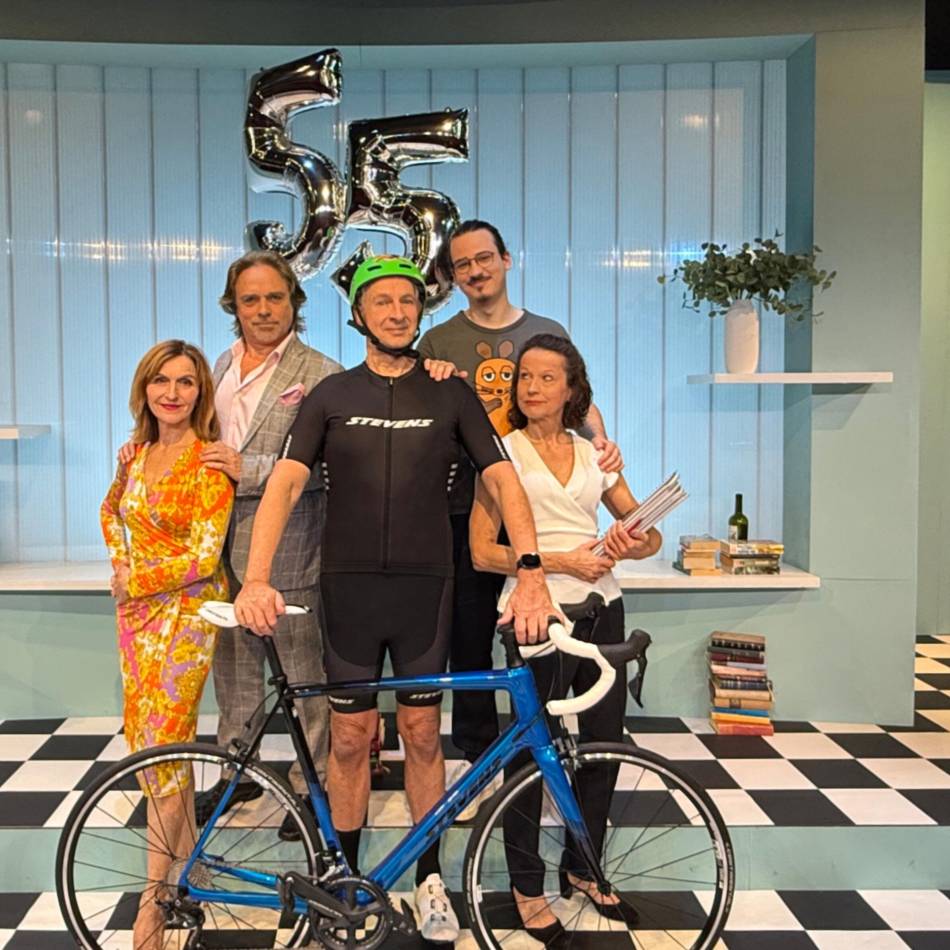 Premiere in Düsseldorf: Ingolf Lück als Fitness-Freak