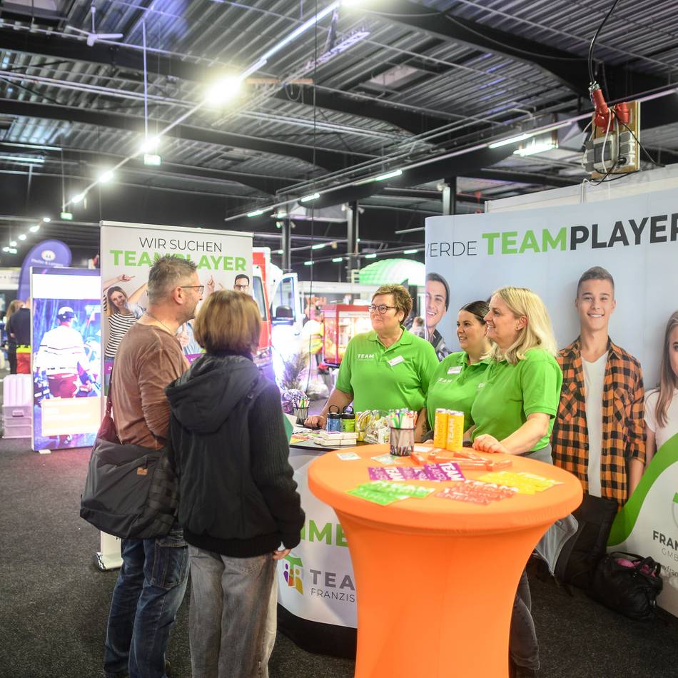 Jobmesse in Kalkar: Über 100 Arbeitgeber stellen sich im Wunderland vor