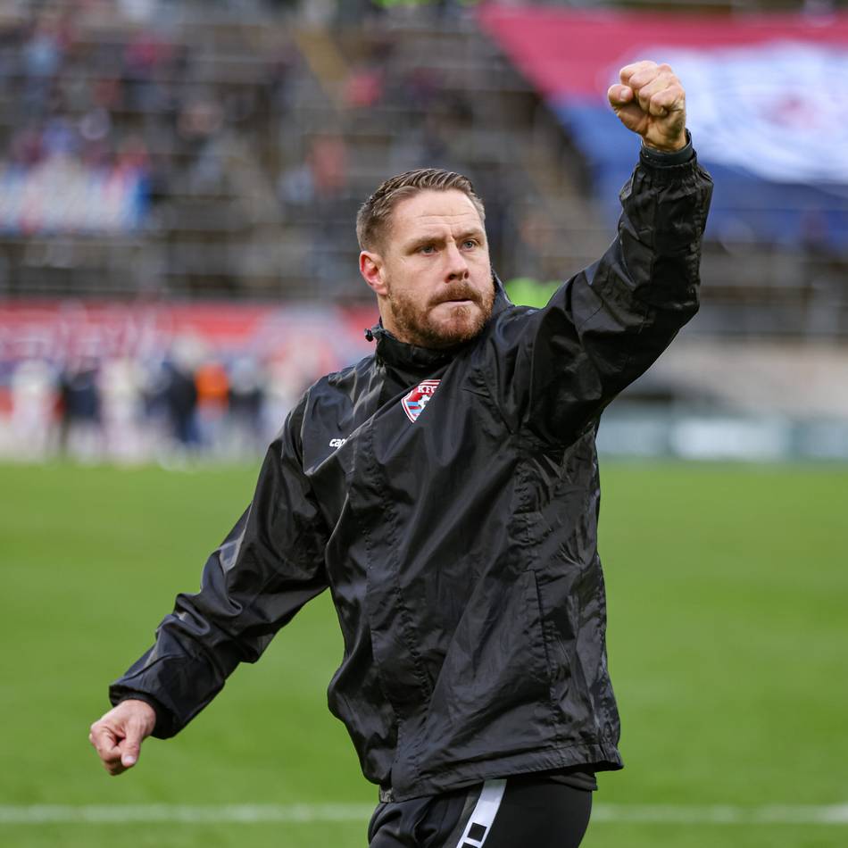 Ex-KFC-Trainer: So lief Lewejohanns Start als Trainer des 1. FC Bocholt