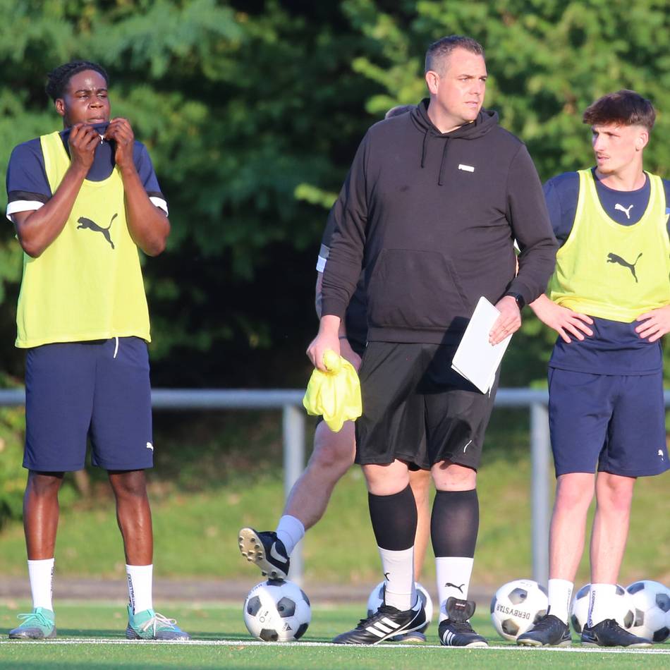 „Konnte keine andere Entscheidung geben“: Wittkopf tritt als Trainer beim 1. FC Mönchengladbach zurück