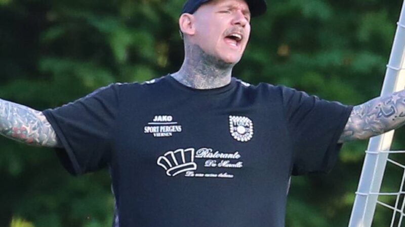 Personelle Entscheidungen in Brüggen: Trainer Müller verlängert, Co-Trainer Vootz geht