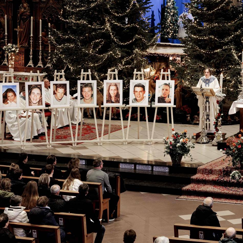 Flammeninferno in Kneipe vor 25 Jahren: Nach Katastrophe in der Schweiz – Erinnerungen an Neujahrsbrand in Volendam