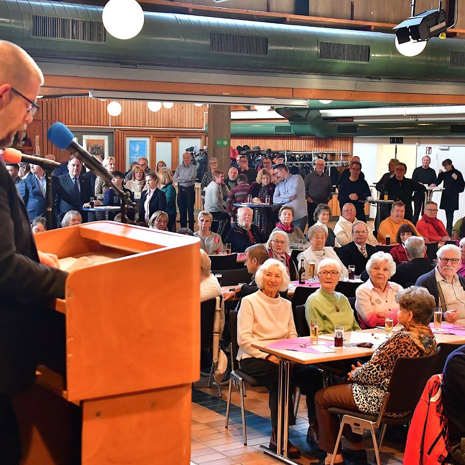 Monheim-Baumberg: Volles Bürgerhaus beim BAB-Neujahrsempfang