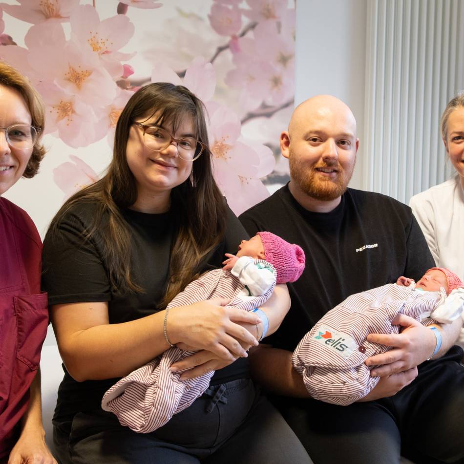 Besondere Geburt zum Jahresstart: Zwillinge Pia und Hannah sind Mönchengladbachs Neujahrsbabys