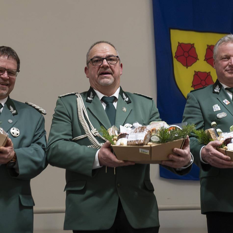 Geheimnis gelüftet: Ponter Bruderschaft schickt Festketten-Trio ins Rennen