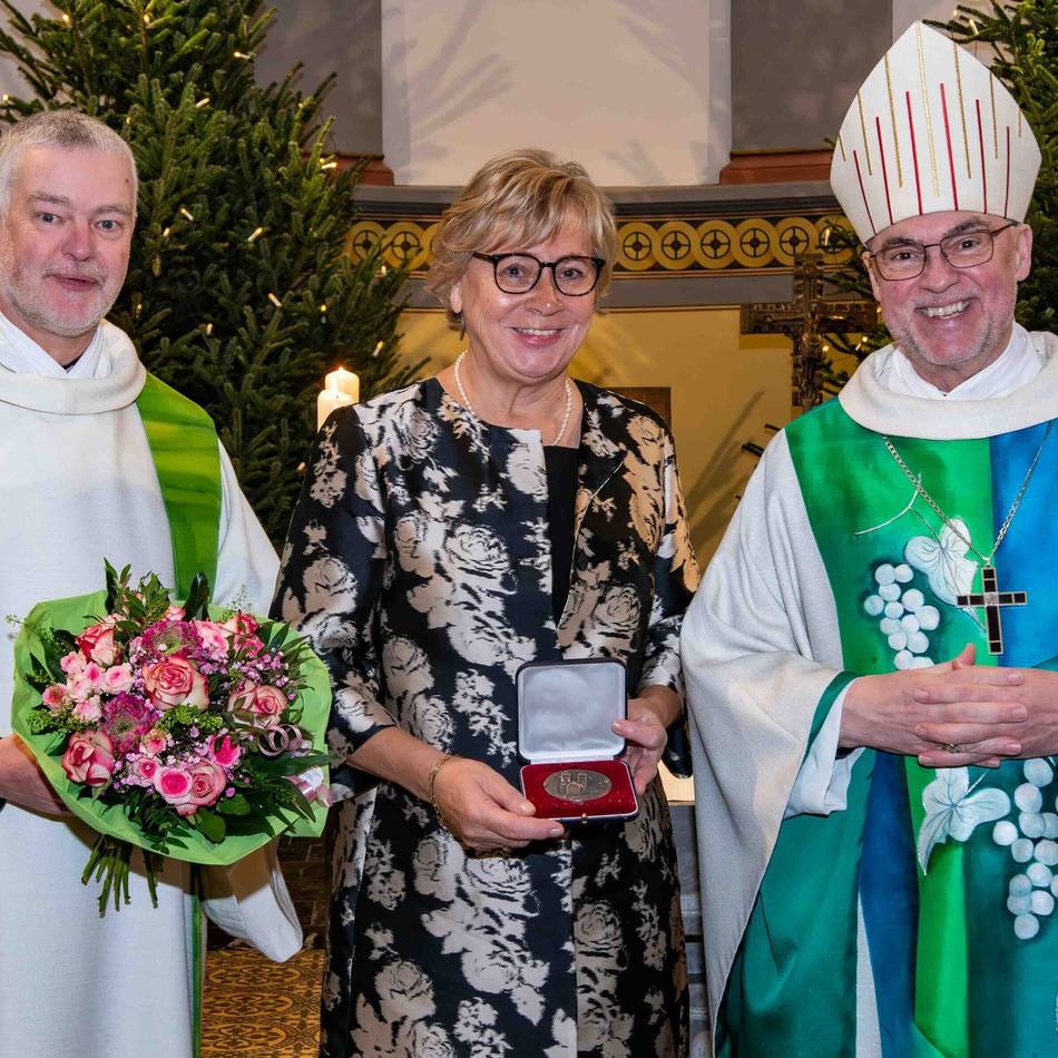 Auszeichnung vom Bistum Münster: Conny Graßhoff erhält die Paulus-Plakette