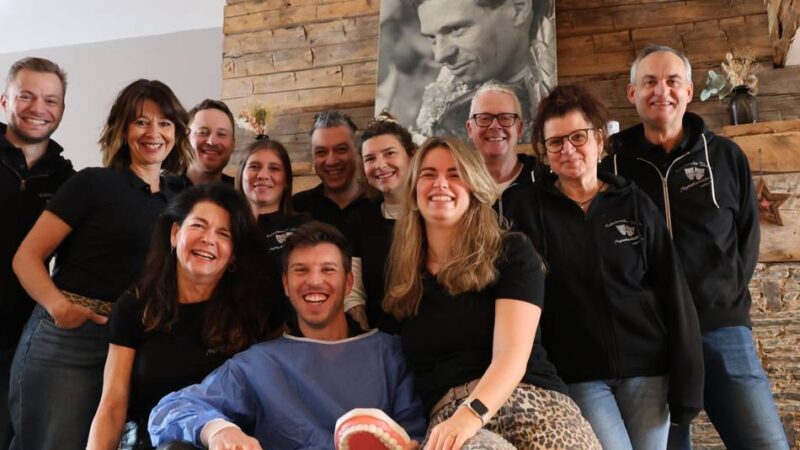 Theater in Lövenich: Nysterbachbühne präsentiert Zahnarzt-Komödie