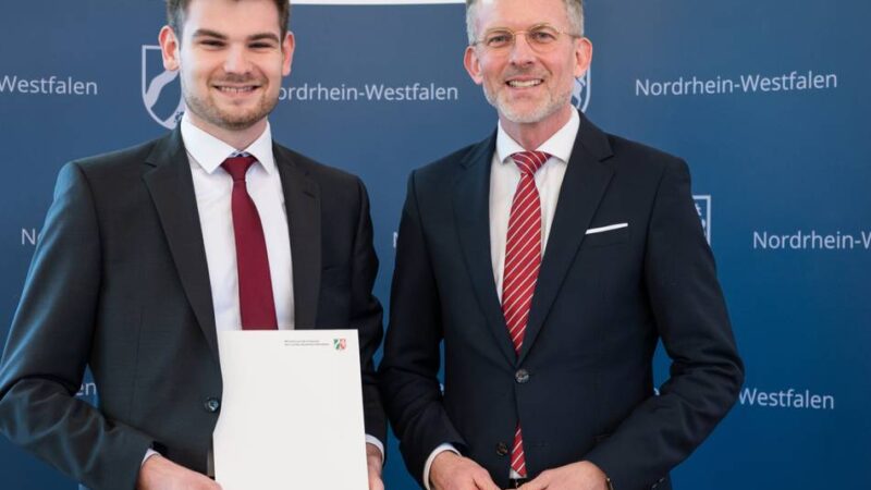 Erfolg für Cedric Böger : Top-Absolvent kommt aus Grefrath