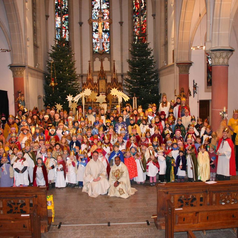 Sternsinger in Korschenbroich-Glehn: Bei klirrender Kälte den Segen gebracht