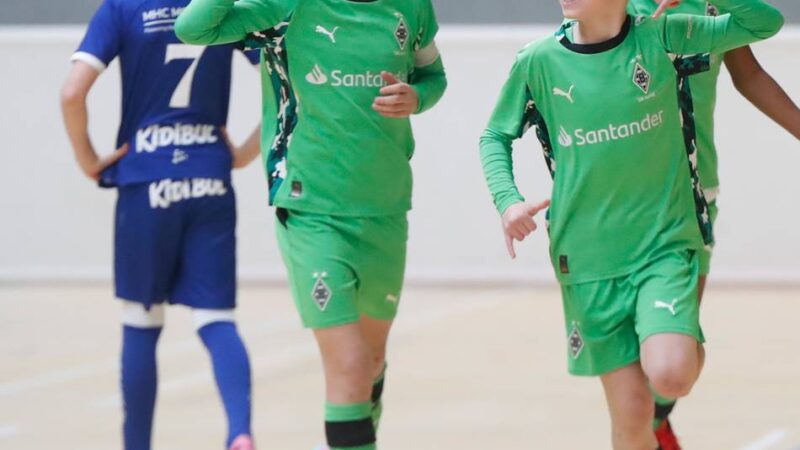 Hochkarätiges Jugendturnier: Borussia schlägt Fortuna Düsseldorf und gewinnt SanDe-Cup in Nettetal