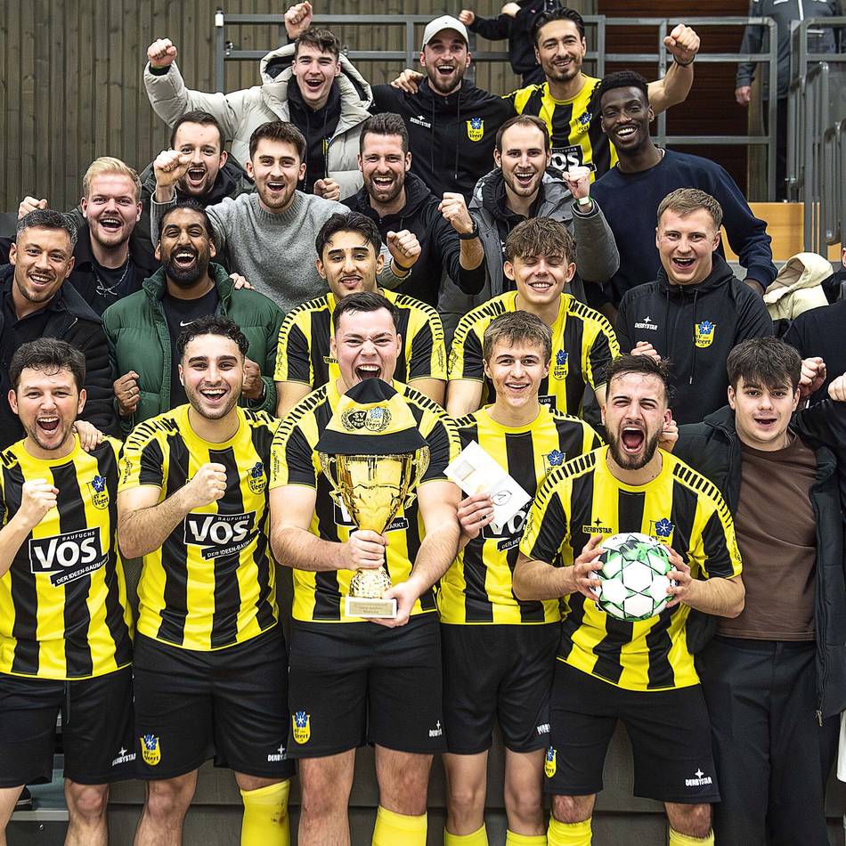 Abstiegskandidat in Feierlaune: Gelderner Fußballfreunde lieben den Budenzauber