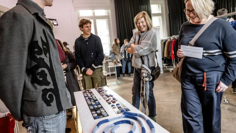 Mode in Düsseldorf: Neues Leben für alte Kleidung – „Sustain!“ zieht viele Besucher an