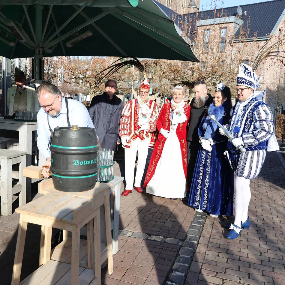 Karneval in Korschenbroich: Spezial-Bier für die Jecken floss in Strömen