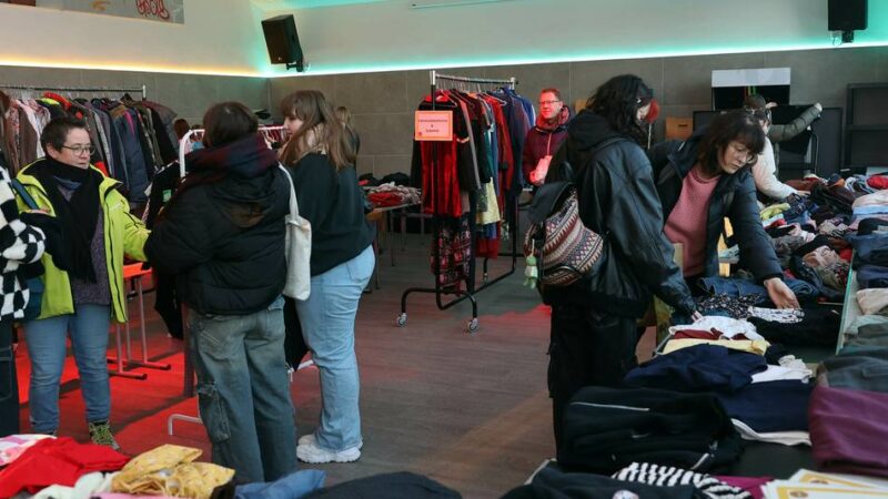 Kleidertauschbörse in Korschenbroich: Kleidung und Accessoires als Eintrittskarte zu dieser Börse