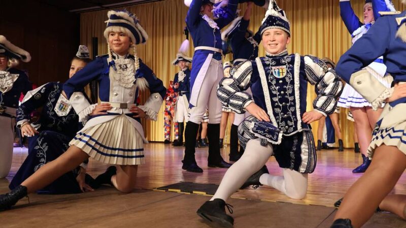 Jahresempfang der Kinderprinzengarde Mönchengladbach: Einer kehrt vom Kicken zurück zum Karneval