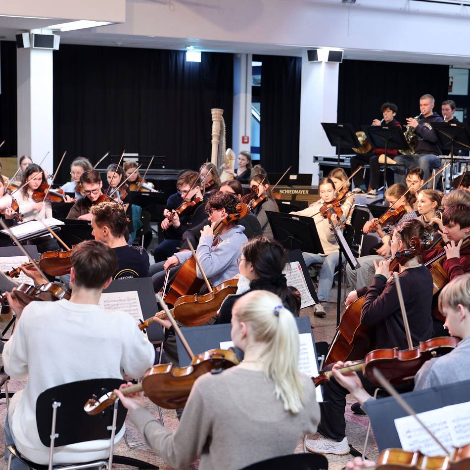 Bundesjugendorchester in Mönchengladbach: „Nordlichter und Feuervogel“ an der Marienschule