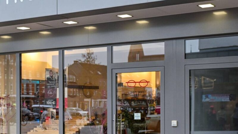 Geschäft in Kevelaer: Sehzentrum Optik Mayer – Inhaberwechsel, aber der Name bleibt