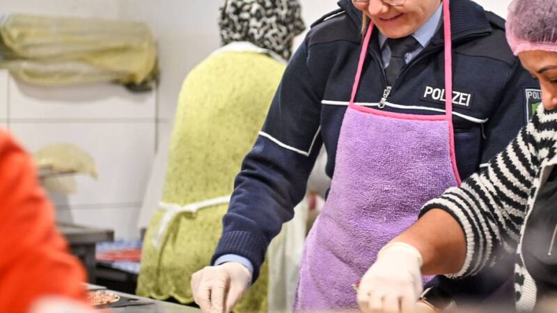Kontaktbeamtin bei der Polizei Viersen: „Die Angst bei den Menschen ist groß“