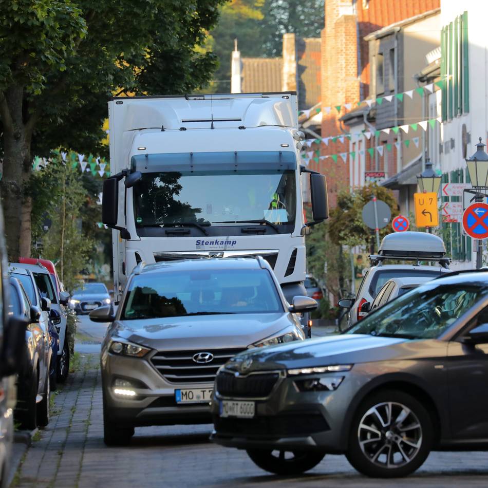 Verkehr in Orsoy und Budberg: Schwarz-Rot will Tempo rausnehmen