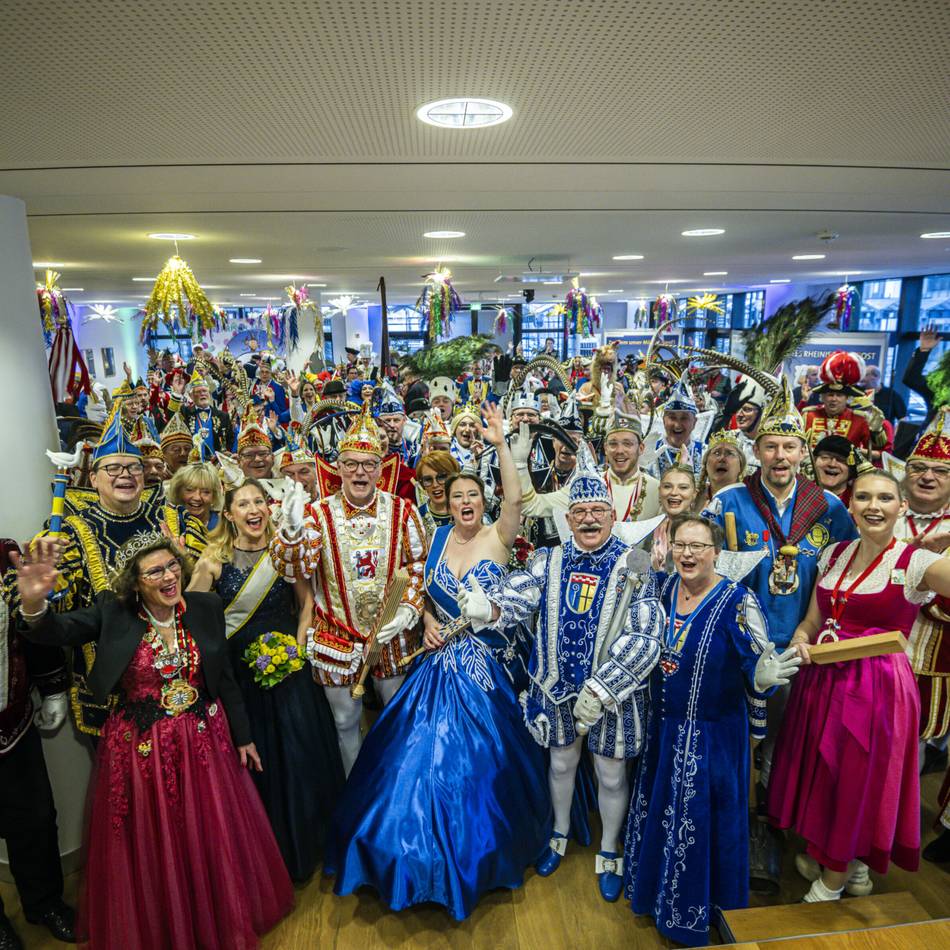 Karten zu gewinnen: Empfang für Prinzenpaare bei der RP – seien Sie dabei!