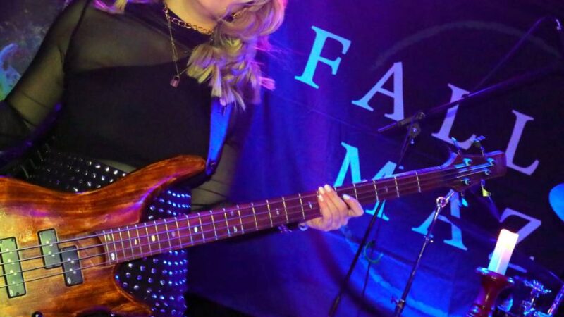 Veranstalter zieht positive Bilanz: Heiße Beats trotz Winterkälte zur Bandnacht in Rheinberg