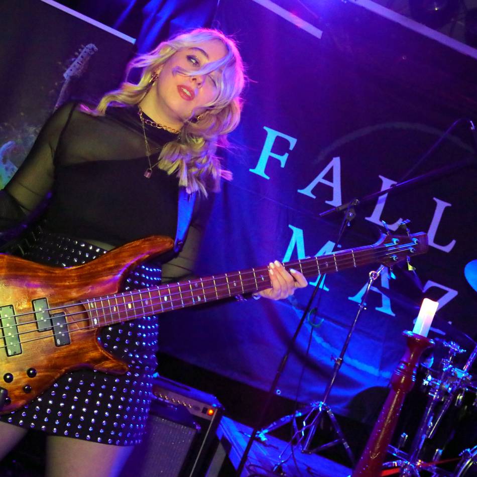 Veranstalter zieht positive Bilanz: Heiße Beats trotz Winterkälte zur Bandnacht in Rheinberg