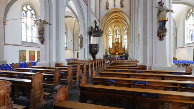 Konzert wird auch auf Leinwand übertragen: Himmlische Lieder ertönen bei der Abendmusik in Rheinberg