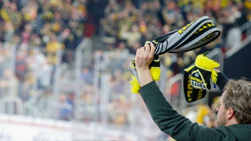 Getränkeverbot beim Derby in Düsseldorf: Das Vorgehen der DEG ist inkonsequent und fragwürdig