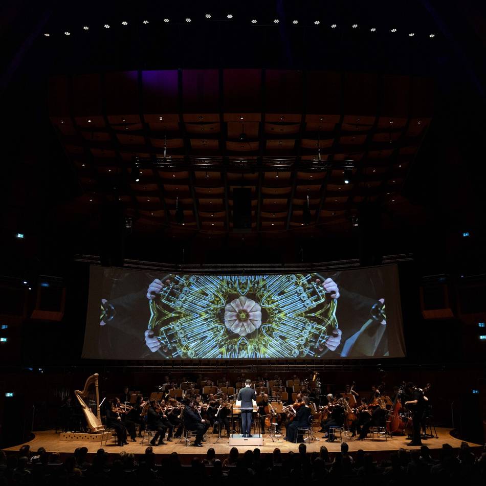 Konzertreihe „Ignition“ in der Tonhalle: Im „Power-Modus“ durch Zeit und Raum