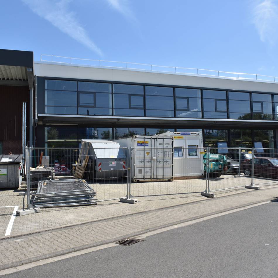 Verwaltung von Novopress zieht vorübergehend nach Düsseldorf: „Wir kehren Neuss nicht den Rücken“