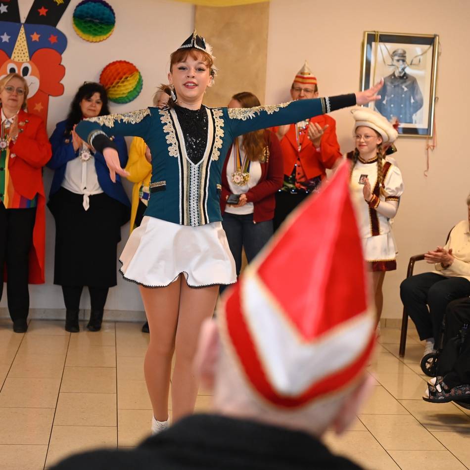 Karnevalsgesellschaft in Radevormwald: „Rua Kapaaf“ bringt Karneval zu den Senioren