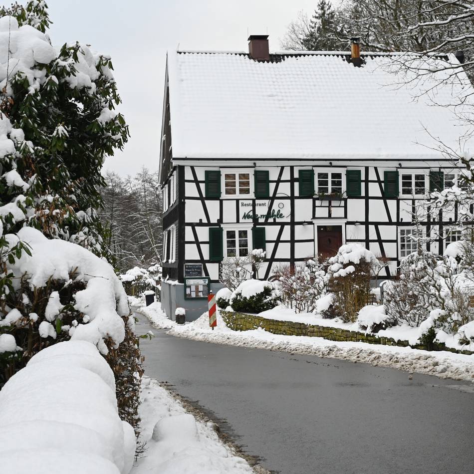 Winter 2026 in Wermelskirchen: Auf den Straßen lauert Glatteis