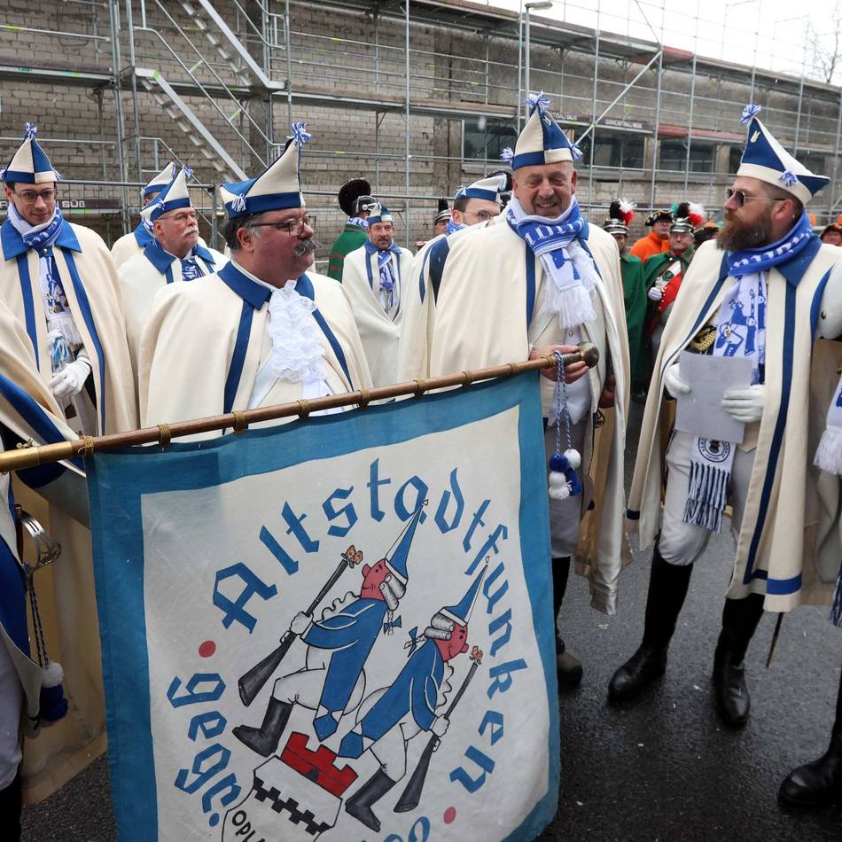 Karneval in Leverkusen 2025/2026: Leverkusen startet in die Session durch
